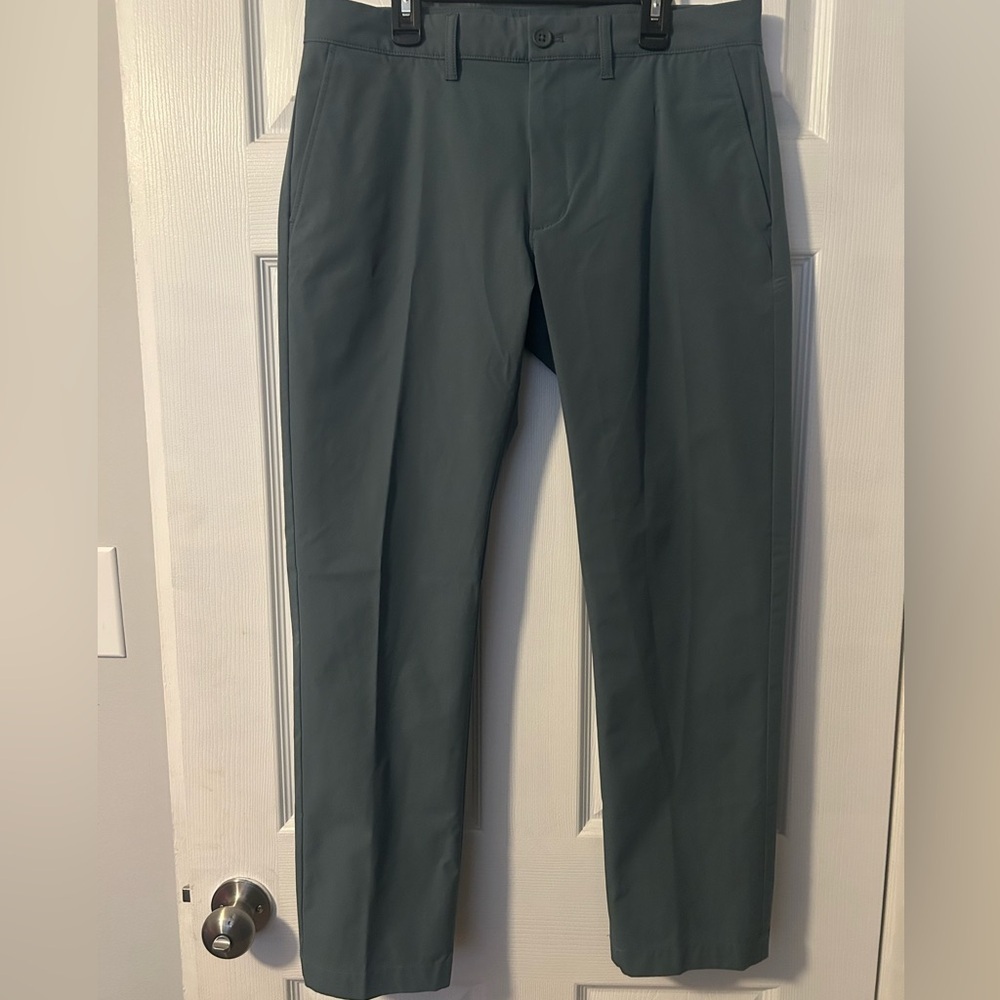 J. Crew Moisture-wicking, two-way stretch, Slim Flex Chino Gray Mens Pants NWOT - Picture 2 of 6